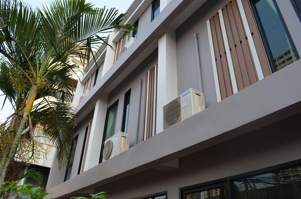 Varinda Hostel Μπανγκόκ Εξωτερικό φωτογραφία