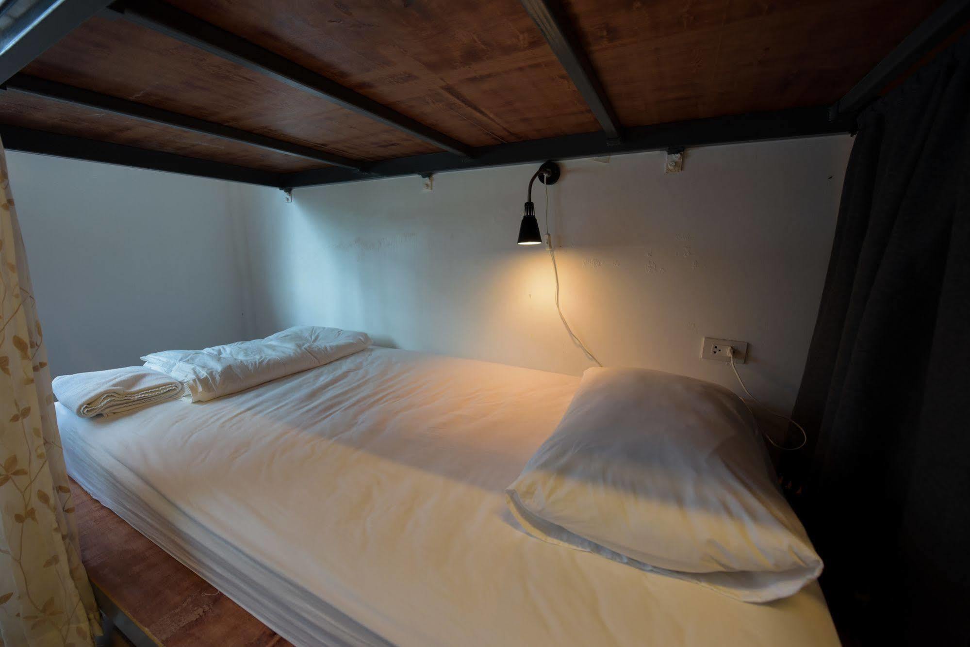 Varinda Hostel Μπανγκόκ Εξωτερικό φωτογραφία